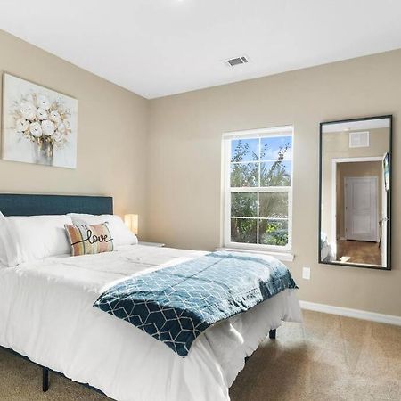 Elegant 1Br/1Ba Condo With Pool, Gym And Laundry 멜버른 외부 사진